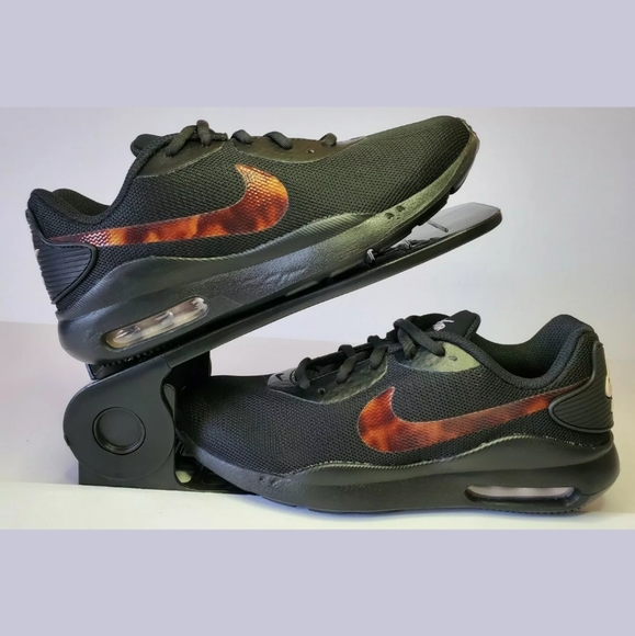 wmns nike air max oketo black
